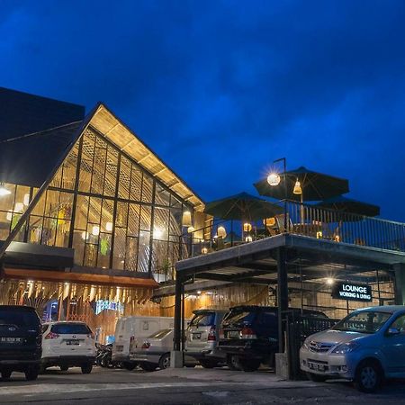 Ethes Coworking - Coliving & Lounge Hotel Ngaglik Buitenkant foto